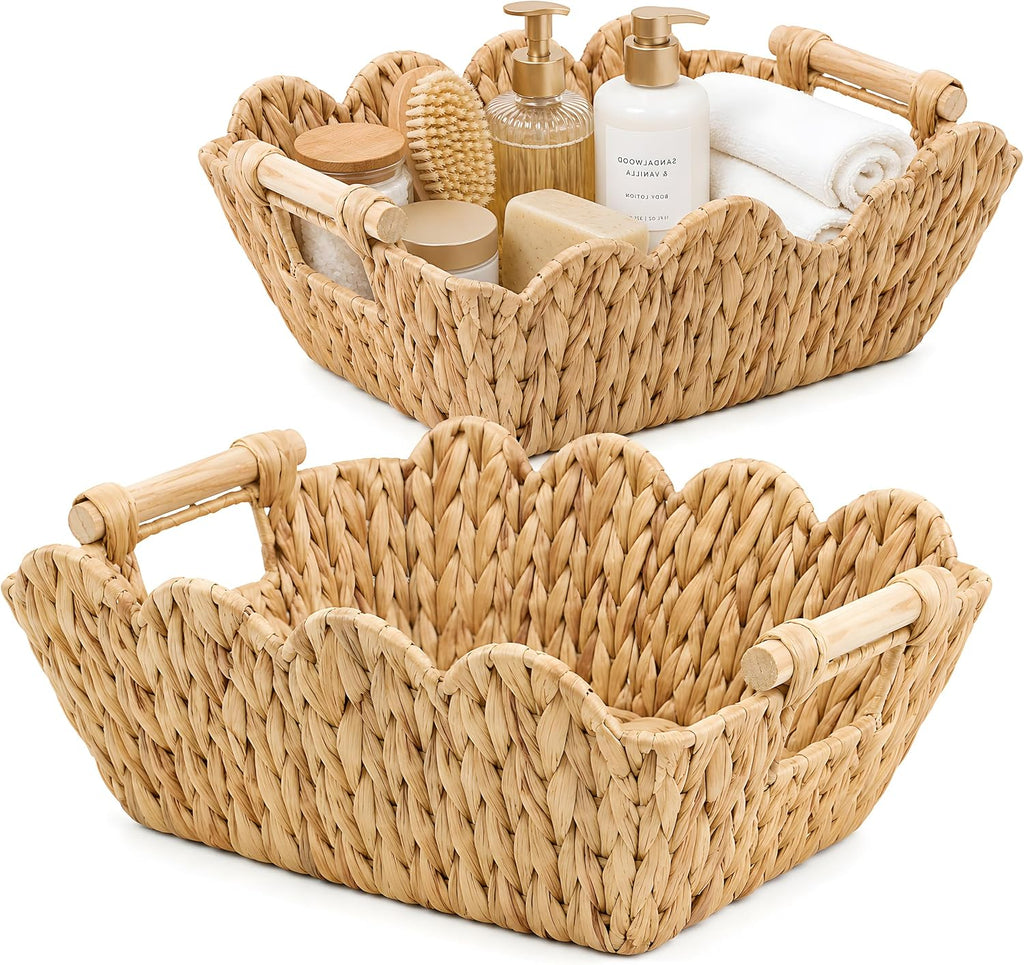 2‑Pack Scalloped Water Hyacinth Baskets With Wooden Handles